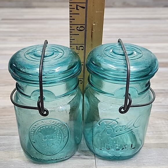 Vintage Pair of 2 Ball Ideal Pint 1976 Bicentennial Eagle Mason Jar W/ Lid Blue - Picture 7 of 7